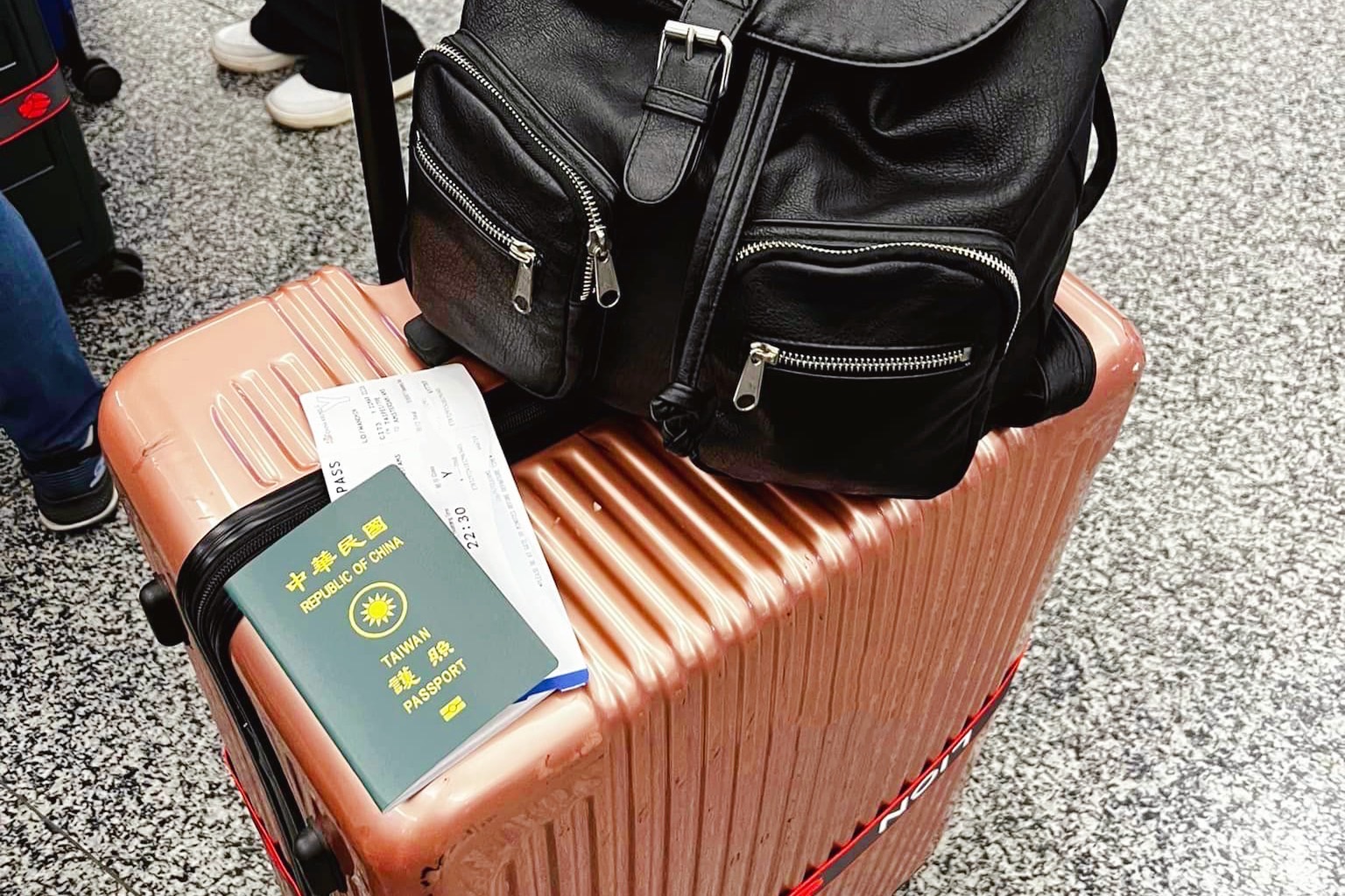 出國上網不用再換SIM卡,複製貼上不到30秒就開通 免卡上網新選擇 jetfi eSIM 486團購